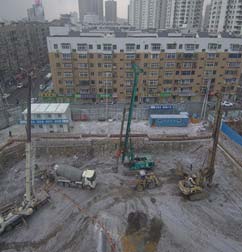 帝鉑人不畏嚴寒冬季施工搶工期